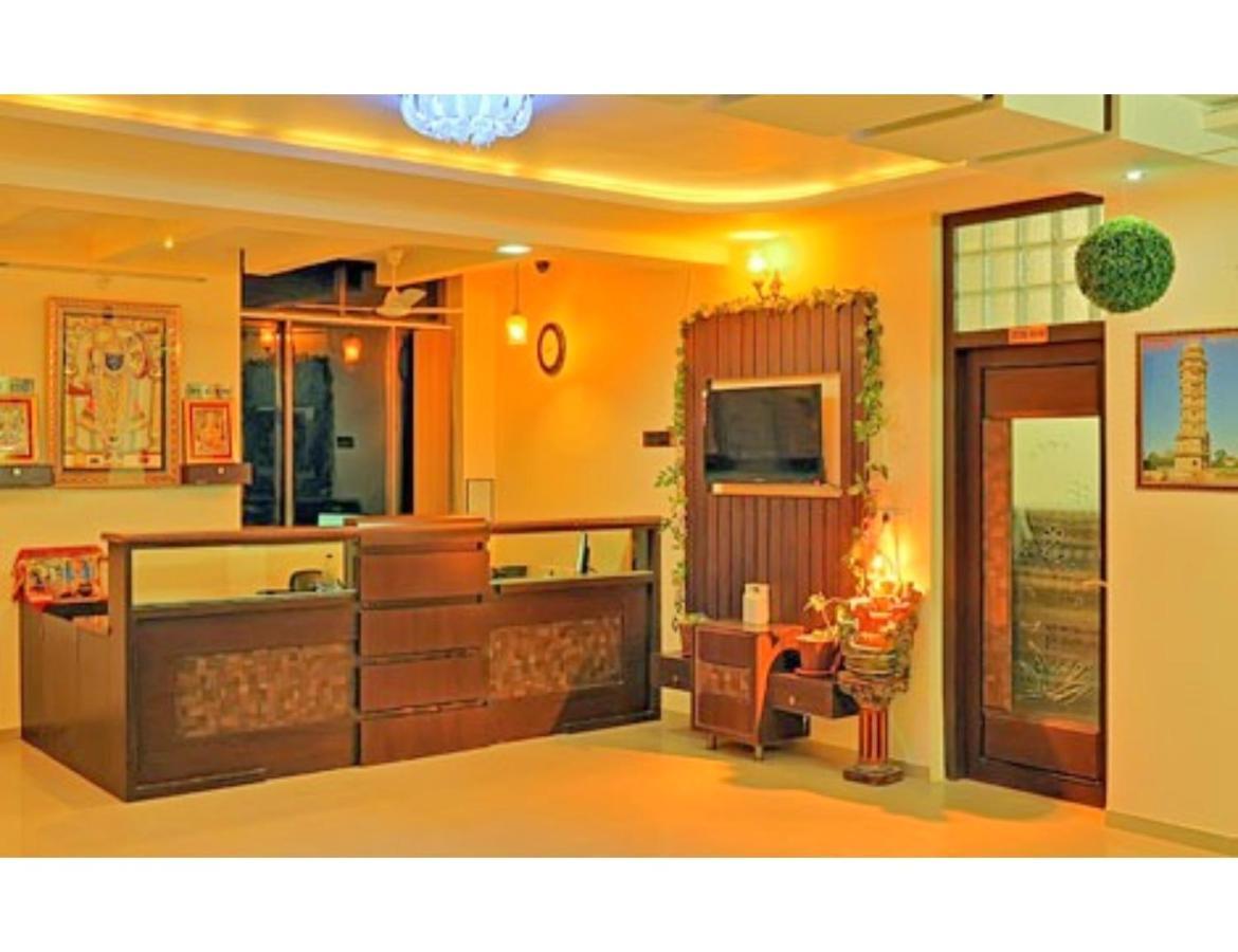 Hotel Shivam Fort View, Chittorgarh Extérieur photo
