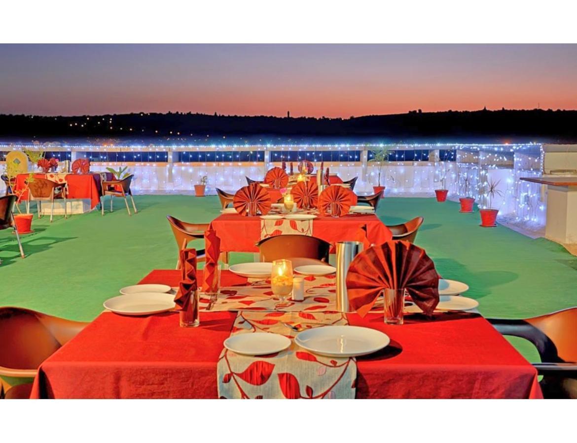 Hotel Shivam Fort View, Chittorgarh Extérieur photo